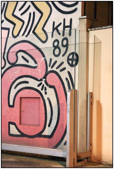 Il muro scelto per la realizzazione dell'ombra E io?