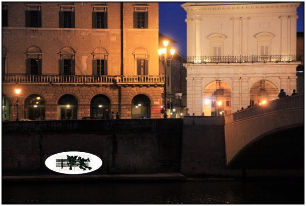 Il muro su cui è stata realizzata La Panchina